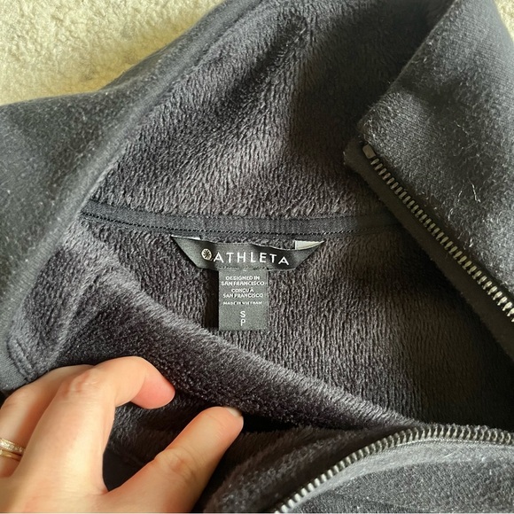 Athleta pullover - Picture 5 of 6